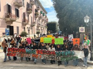manifestazione taranto